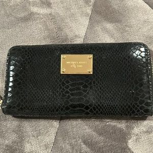 Michael Kors wallet
